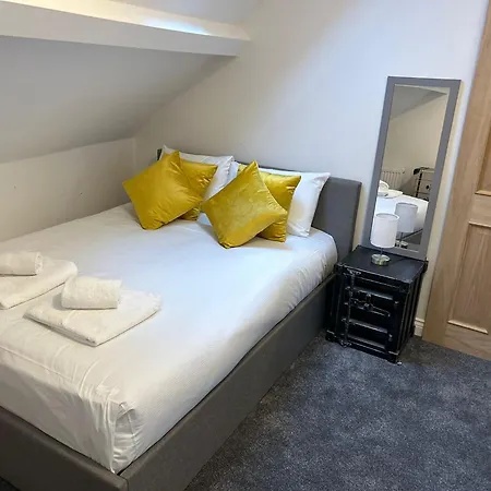 Apartment Luxury 2 Bed With Views York